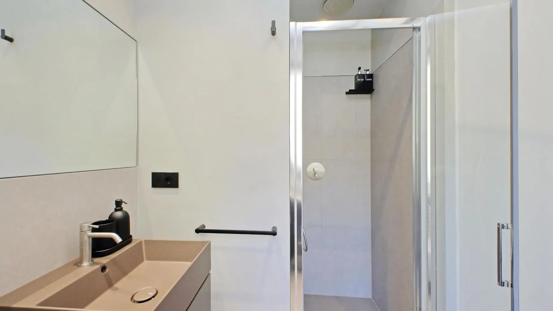 4Bnb - Charming Giuliana Apartment Rome Italy